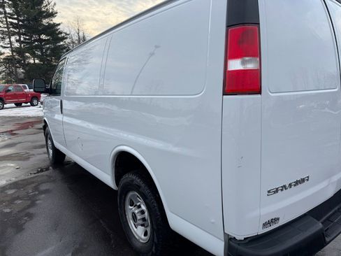 Used 2019 GMC Savana 2500 image 12