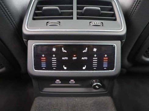 Used 2022 Audi A7 3.0T Premium Plus image 24