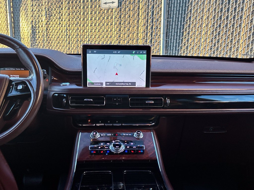 Certified 2021 Lincoln Aviator Black Label w/ Dynamic Handling Package AWD/4WD image 15