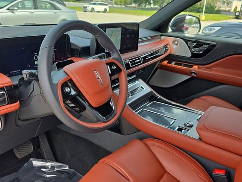 New 2025 Lincoln Aviator Reserve w/ Equipment Group 201A image 21