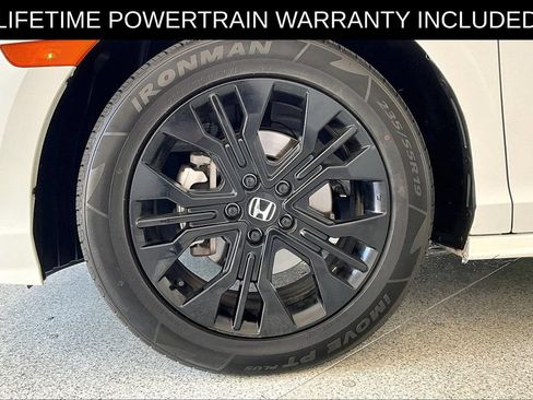 Used 2025 Honda Odyssey Sport-L image 12