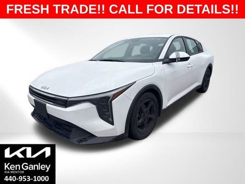 Certified 2025 Kia K4 LXS image 1
