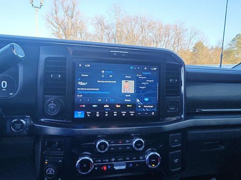 Used 2025 Ford F250 Lariat w/ Lariat Ultimate Package image 17