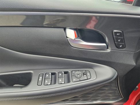 Used 2023 Hyundai Santa Fe Limited w/ Cargo Package image 18