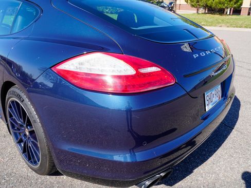 Used 2013 Porsche Panamera GTS image 34