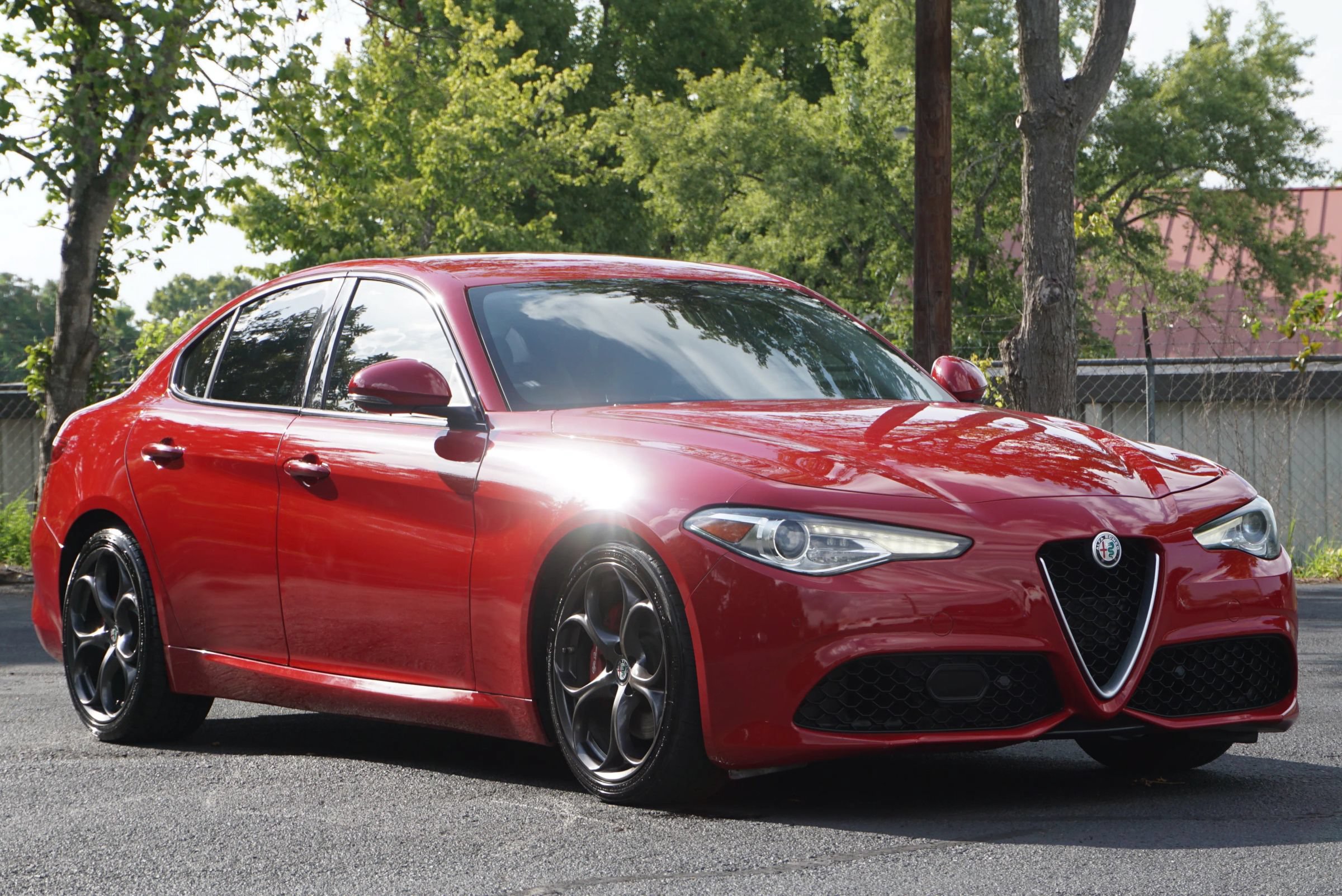 Used 2018 Alfa Romeo Giulia Ti Sport w/ Quick Order Package 22U Sport RWD image 3