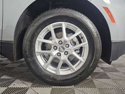 Used 2024 Chevrolet Equinox LT image 12