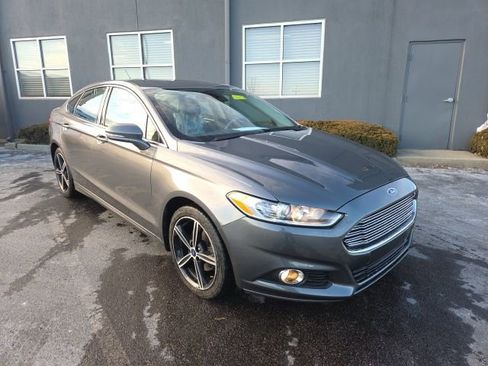Used 2014 Ford Fusion SE w/ Equipment Group 202A image 1