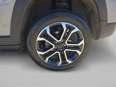 Used 2024 Jeep Compass Limited w/ Sun and Sound Group image 21