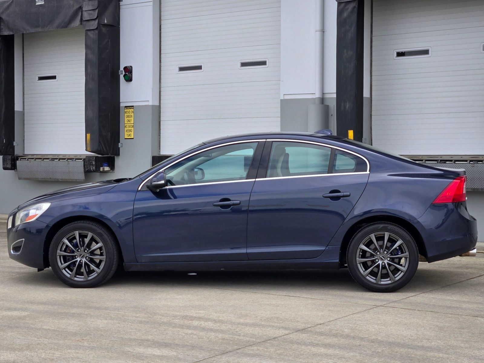 Used 2013 Volvo S60 T5 FWD image 5