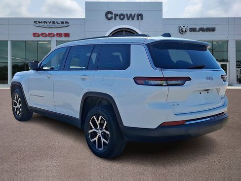 Used 2024 Jeep Grand Cherokee L Limited AWD/4WD image 4