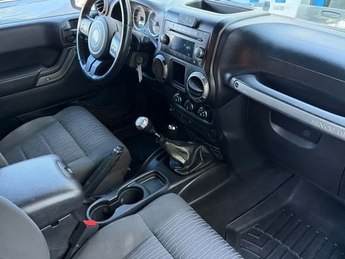 Used 2011 Jeep Wrangler Sport AWD/4WD image 18