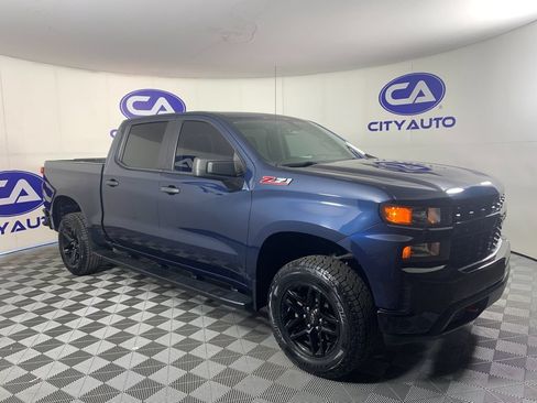 Used 2020 Chevrolet Silverado 1500 Custom Trail Boss w/ Custom Convenience Package AWD/4WD image 1