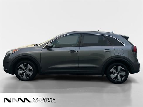 Used 2018 Kia Niro LX image 2