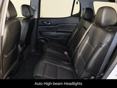 Used 2021 GMC Acadia SLT FWD image 14