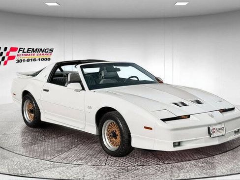 Used 1987 Pontiac Firebird Trans Am image 13