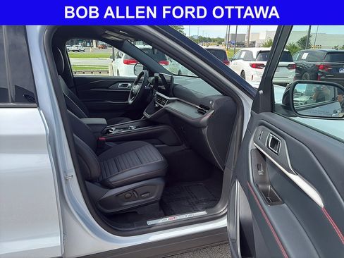 Used 2026 Ford Explorer ST-Line AWD/4WD image 18