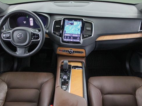 Certified 2023 Volvo XC90 B6 Plus w/ Protection Package Premier AWD/4WD image 19