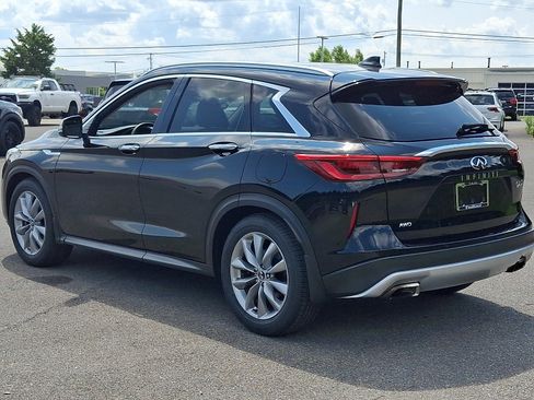 Used 2019 INFINITI QX50 Luxe w/ Navigation Package AWD/4WD image 4