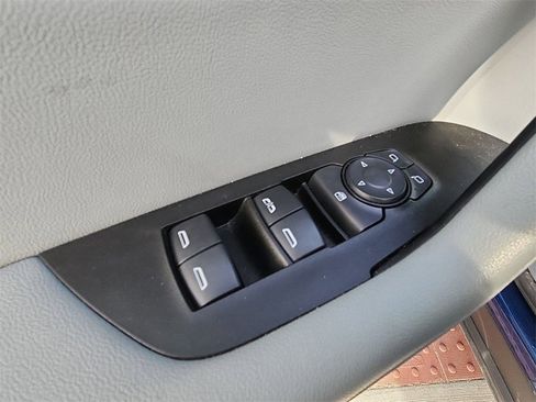 Used 2022 Chevrolet Blazer LT w/ LPO, Black Grille Bar Package image 22