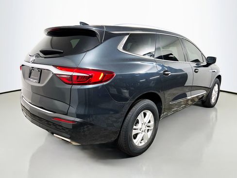 Used 2019 Buick Enclave Essence image 4