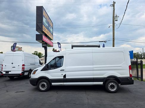 Used 2015 Ford Transit 250 148 Medium Roof RWD image 4