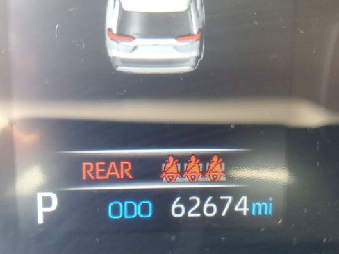 Used 2022 Toyota RAV4 XLE image 27