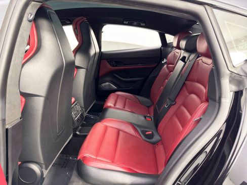Used 2020 Porsche Taycan Turbo image 46
