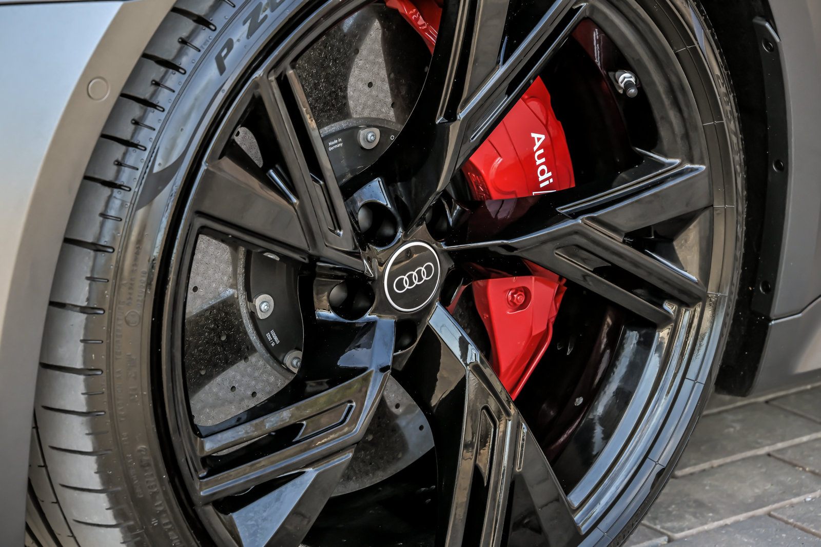 Used 2022 Audi RS 6 AWD/4WD image 8