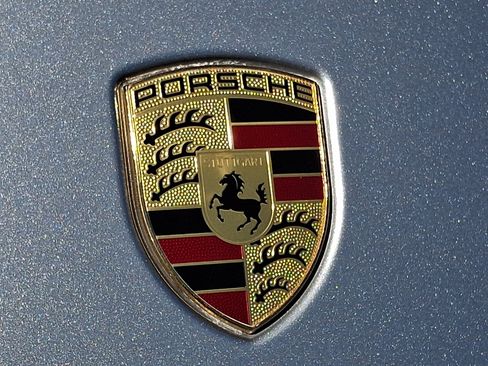 Used 2019 Porsche 718 Cayman S RWD image 32