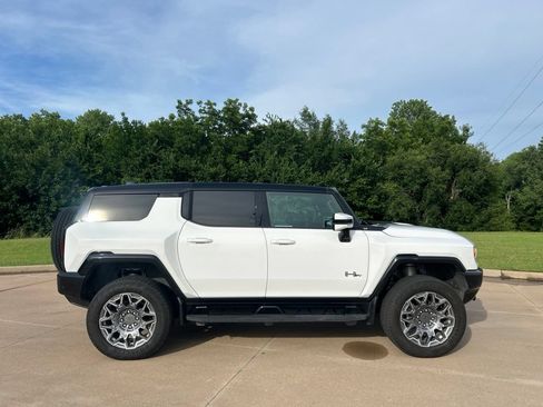 Used 2025 GMC Hummer EV 3X AWD/4WD image 6