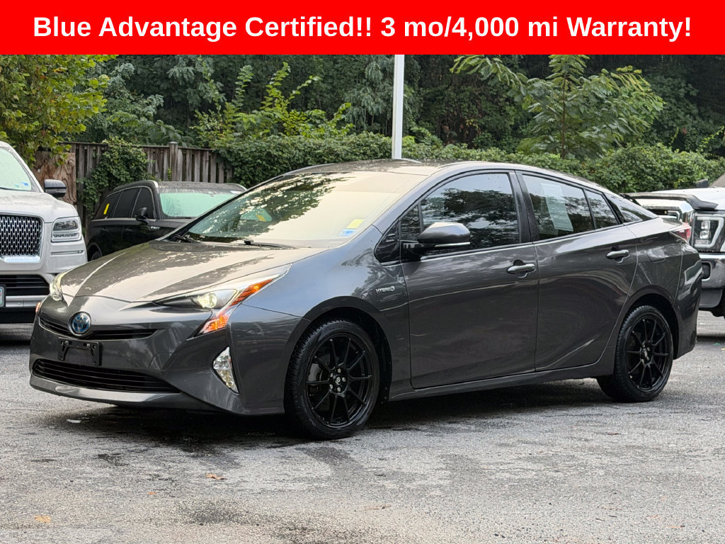 Used 2016 Toyota Prius Four Touring FWD image 3