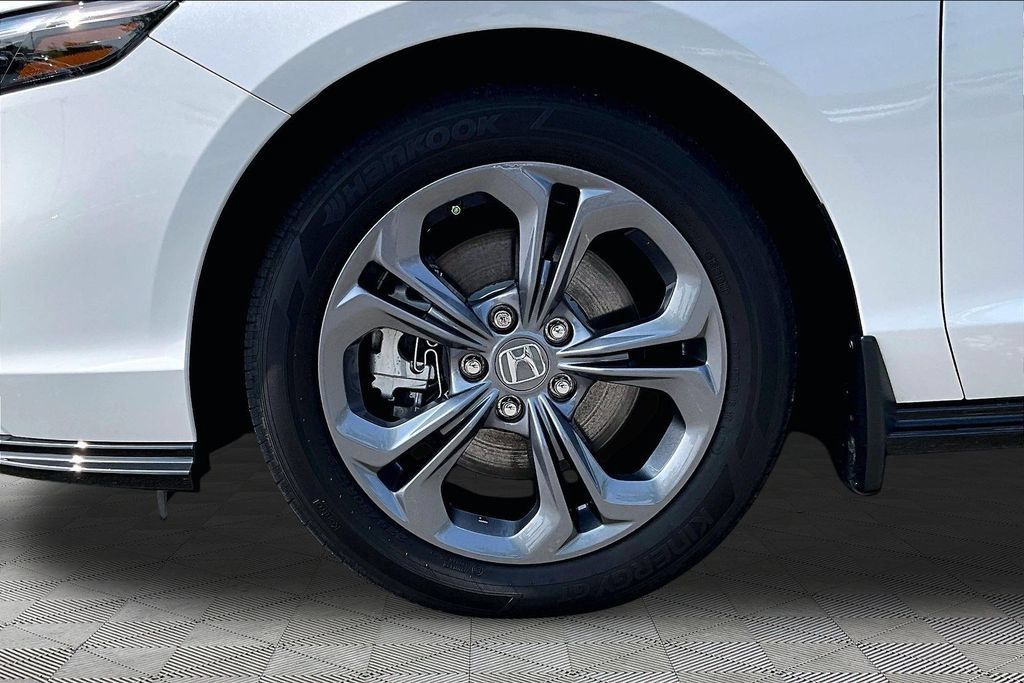 Used 2024 Honda Accord EX-L image 24