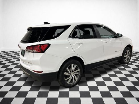 Certified 2024 Chevrolet Equinox LT AWD/4WD image 9