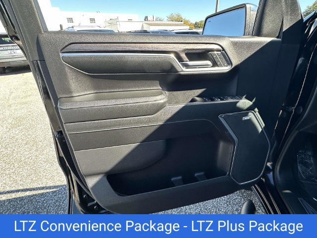 Certified 2024 Chevrolet Silverado 1500 LTZ w/ LTZ Premium Package AWD/4WD image 13
