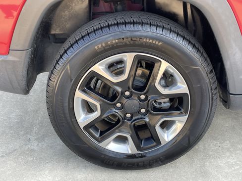 Used 2018 Jeep Compass Trailhawk w/ Popular Equipment Group AWD/4WD image 37