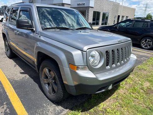 Used 2015 Jeep Patriot High Altitude AWD/4WD image 1
