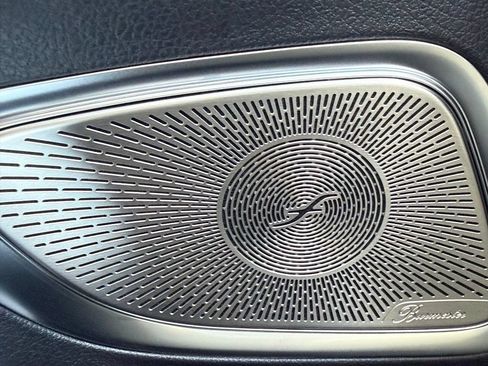 Used 2024 Mercedes-Benz C 300 Sedan image 16