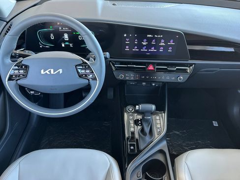 New 2026 Kia Niro EX w/ EX Premium Package FWD image 14