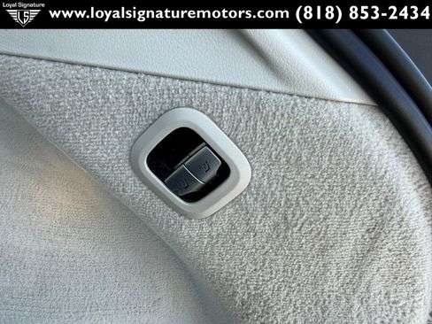 Used 2023 Mercedes-Benz EQS 580 4MATIC SUV image 12