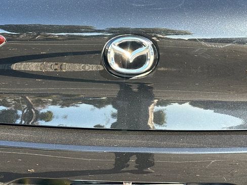 Used 2025 MAZDA MAZDA3 2.5 S Hatchback w/ Premium Pkg image 47