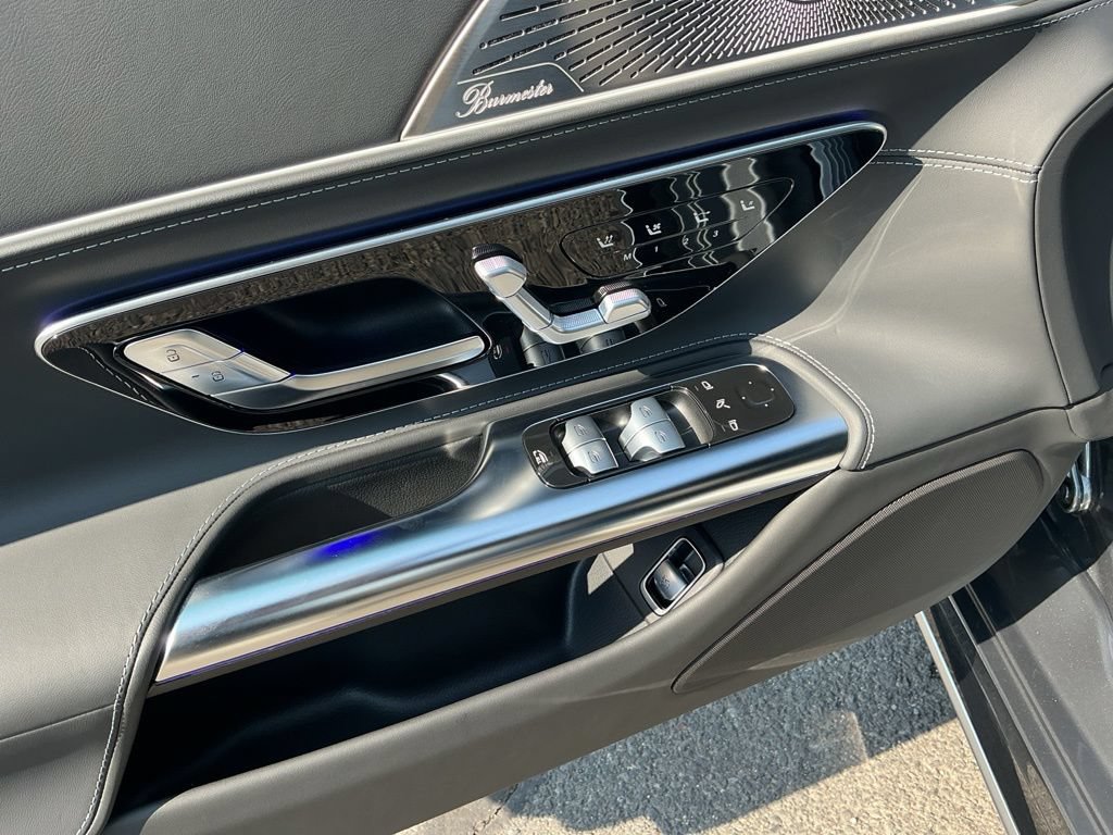 New 2026 Mercedes-Benz SL 63 AMG 4MATIC image 17