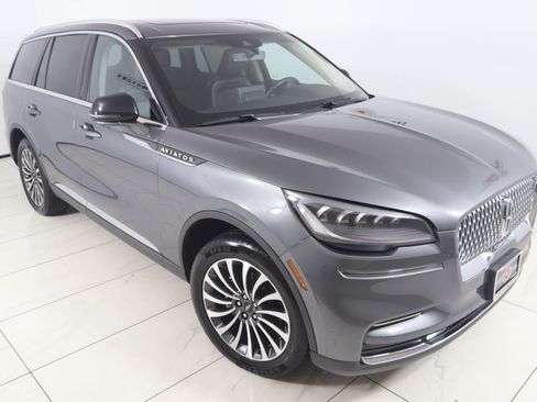 Used 2024 Lincoln Aviator Reserve AWD/4WD image 17