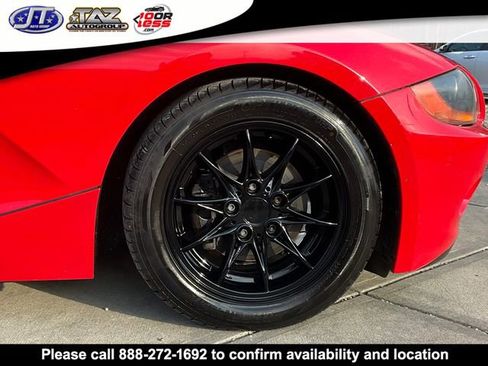 Used 2003 BMW Z4 2.5i image 9