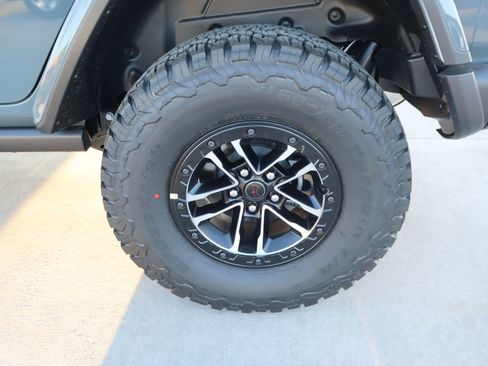 New 2026 Jeep Wrangler Unlimited Rubicon AWD/4WD image 19