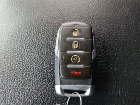 Used 2021 RAM 1500 Laramie w/ Off Road Group image 36