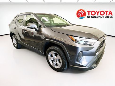 Used 2024 Toyota RAV4 XLE AWD/4WD image 1
