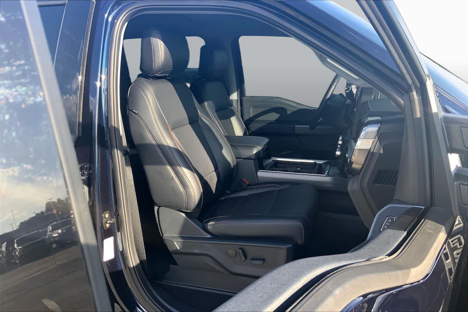 Certified 2025 Ford F250 Lariat w/ Lariat Ultimate Package AWD/4WD image 8