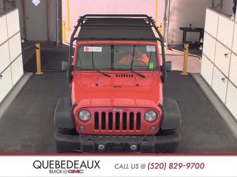Used 2015 Jeep Wrangler Unlimited Rubicon w/ Max Tow Package image 2
