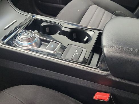 Used 2020 Ford Edge SE AWD/4WD image 26
